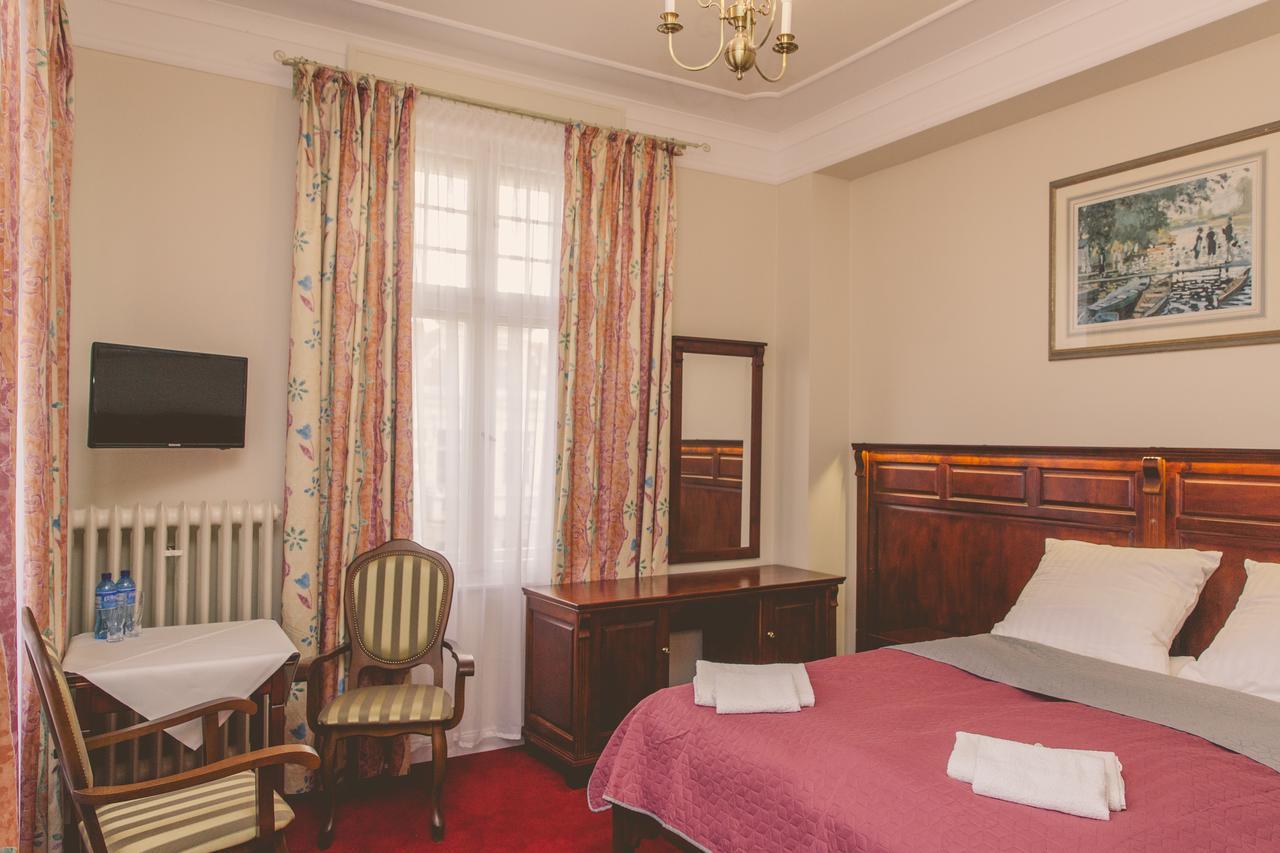 Hotel Willa Starosty Międzyrzecz Eksteriør billede