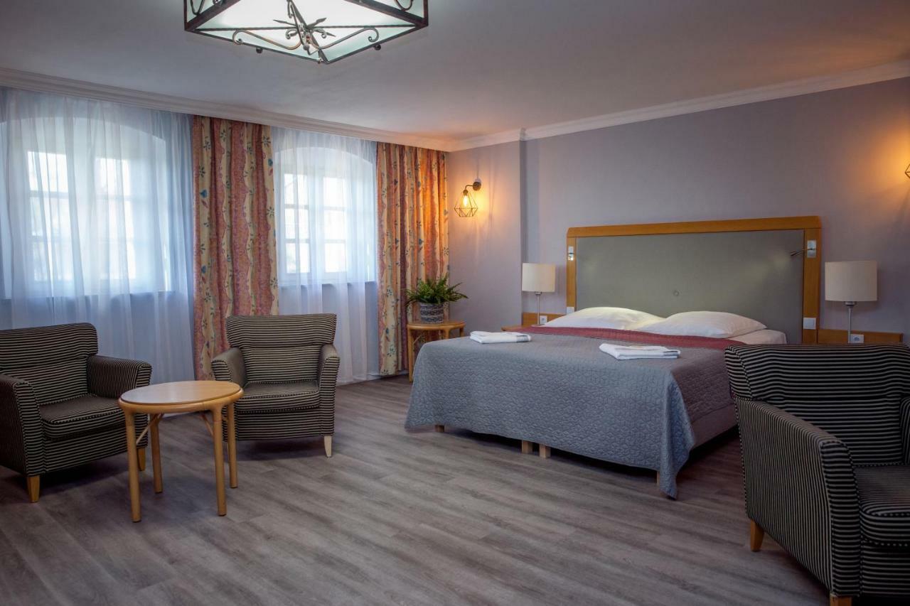 Hotel Willa Starosty Międzyrzecz Eksteriør billede