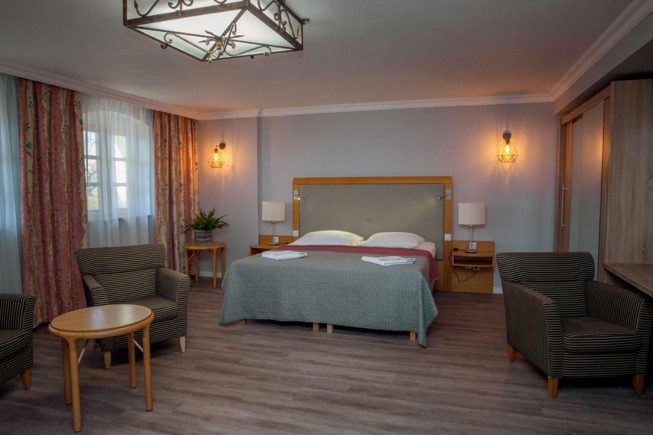 Hotel Willa Starosty Międzyrzecz Eksteriør billede