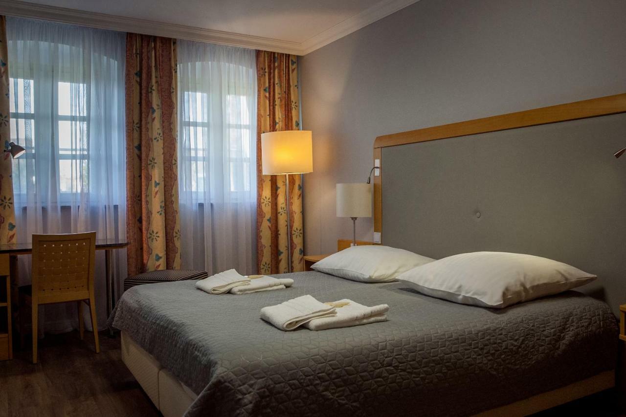 Hotel Willa Starosty Międzyrzecz Eksteriør billede