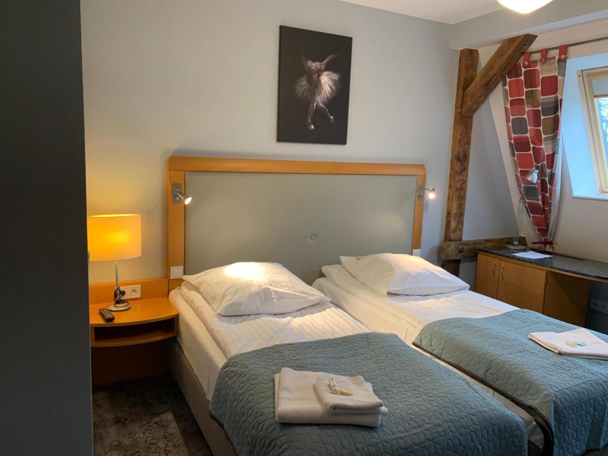 Hotel Willa Starosty Międzyrzecz Eksteriør billede