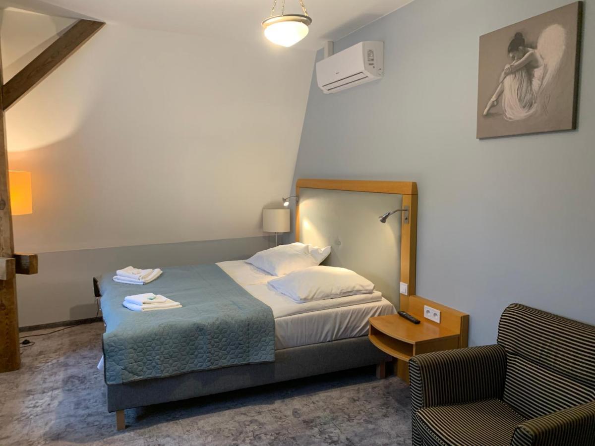 Hotel Willa Starosty Międzyrzecz Eksteriør billede