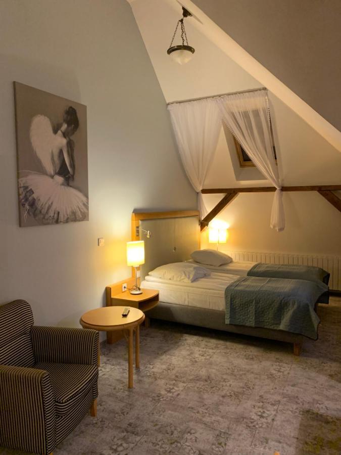 Hotel Willa Starosty Międzyrzecz Eksteriør billede