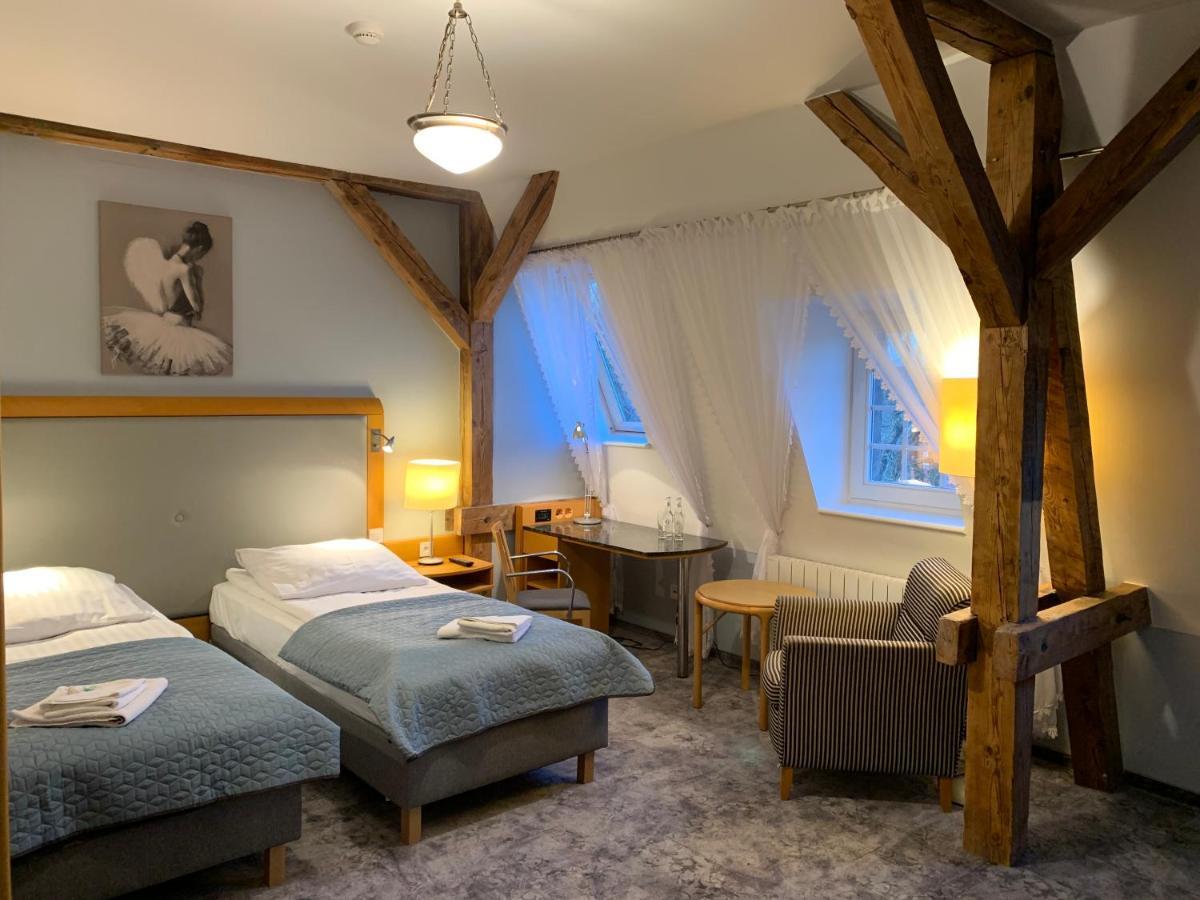 Hotel Willa Starosty Międzyrzecz Eksteriør billede